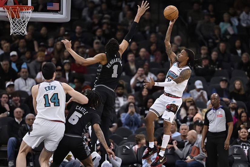 包含猛龙客场击败人,拿下系列赛关键胜利的词条 包含猛龙客场击败人,拿下系列赛关键胜利的词条