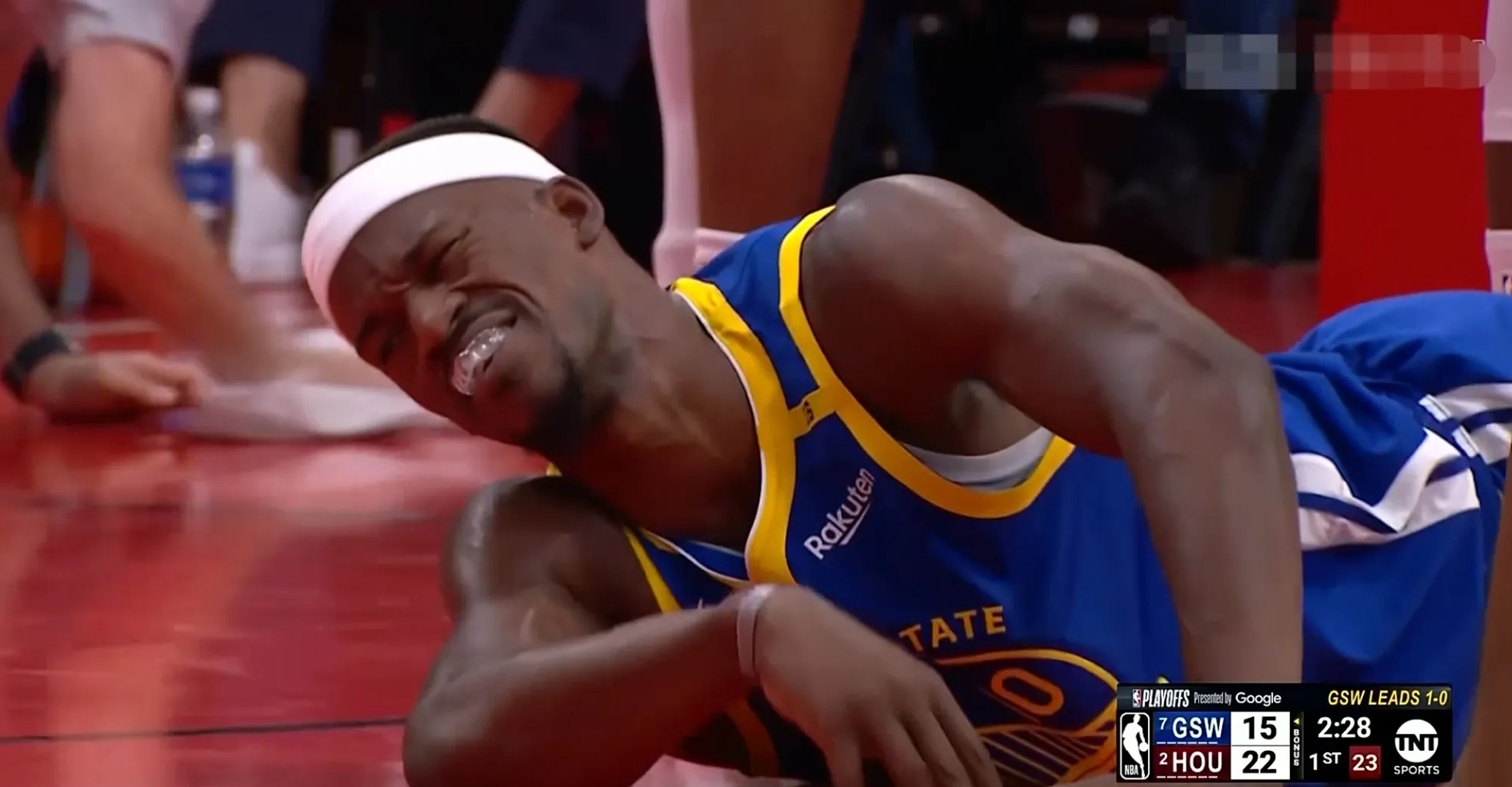 勇士遭受惨败,输球让球迷失望 勇士遭受惨败,输球让球迷失望