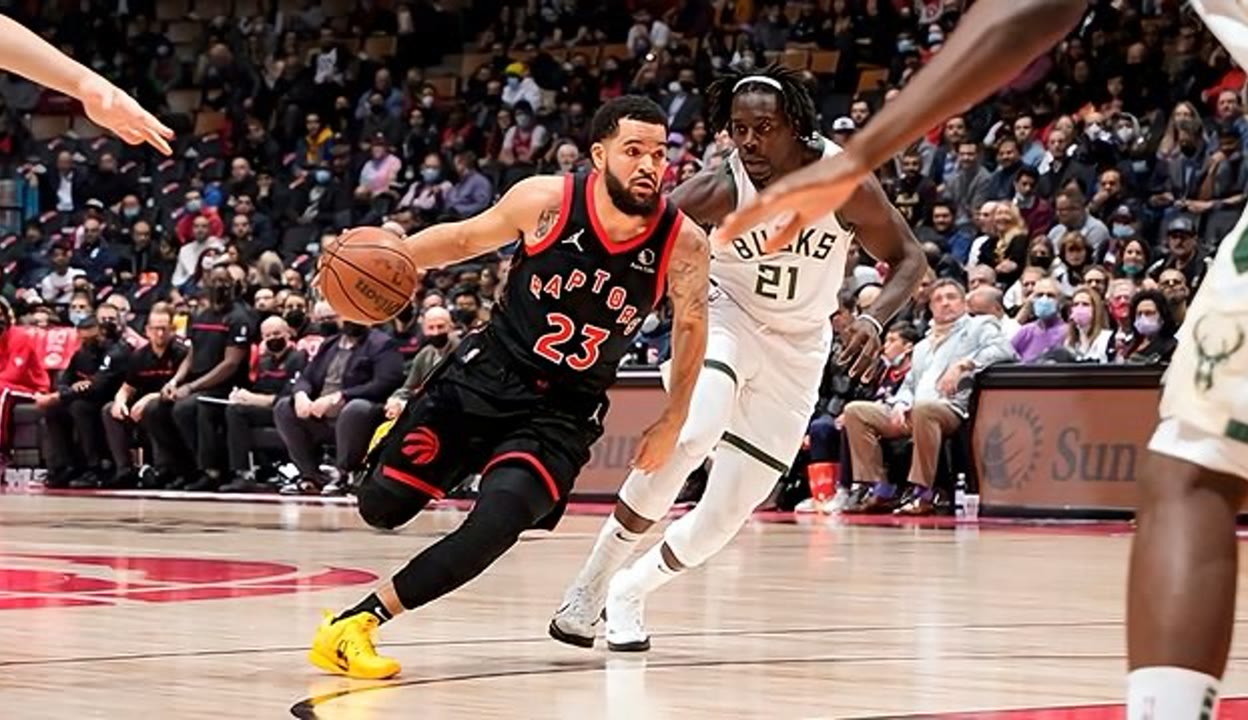 灰熊横扫雄鹿，范弗利特关键制胜的简单介绍