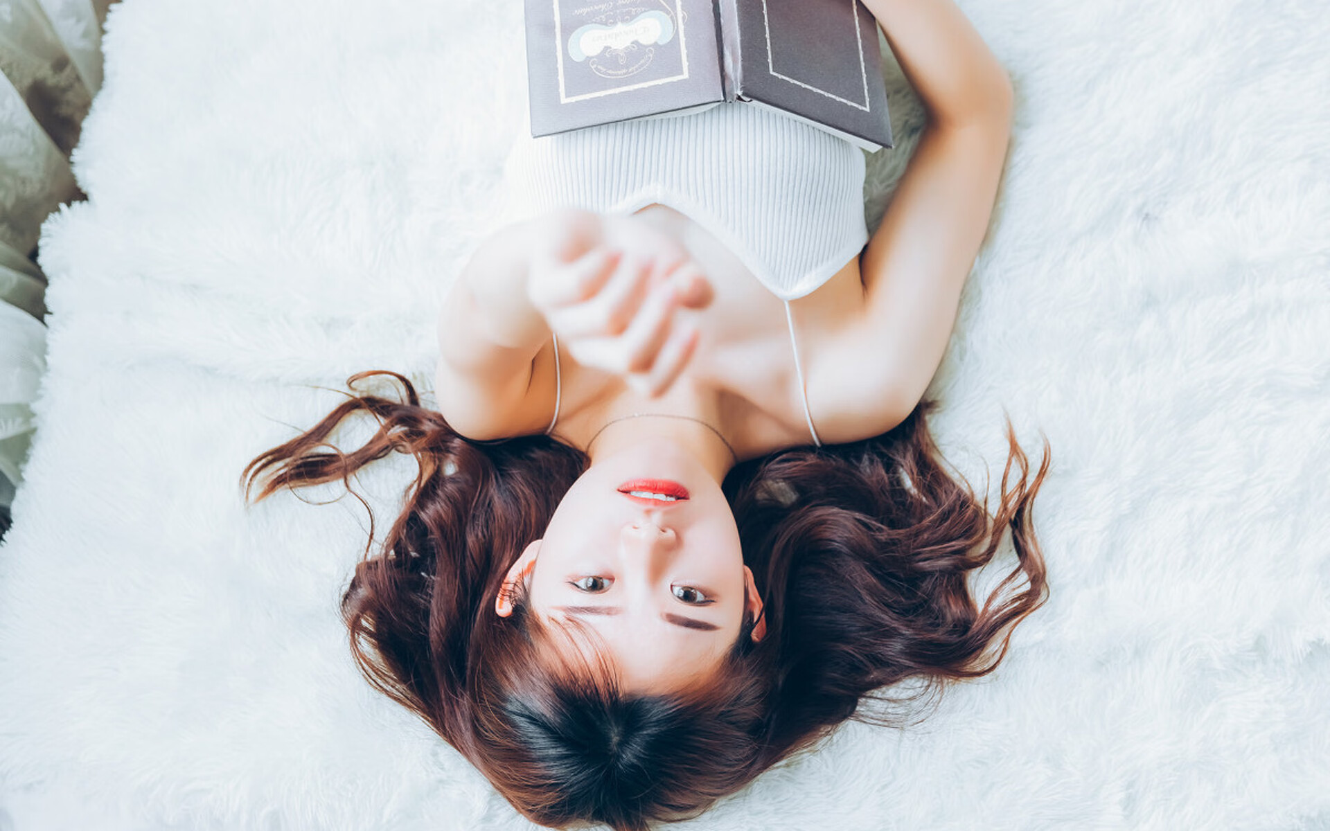 雷火电竞网址-当所有人都在跑动，他却用停顿统治全场